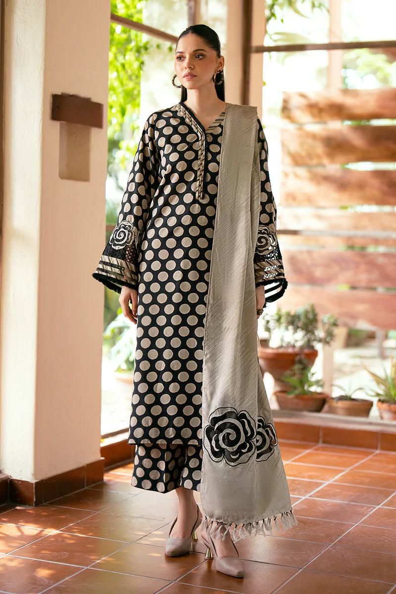 Gulnahar Premium 3 Piece Set – Silk Cotton Mix Kameez, Orna & Trouser